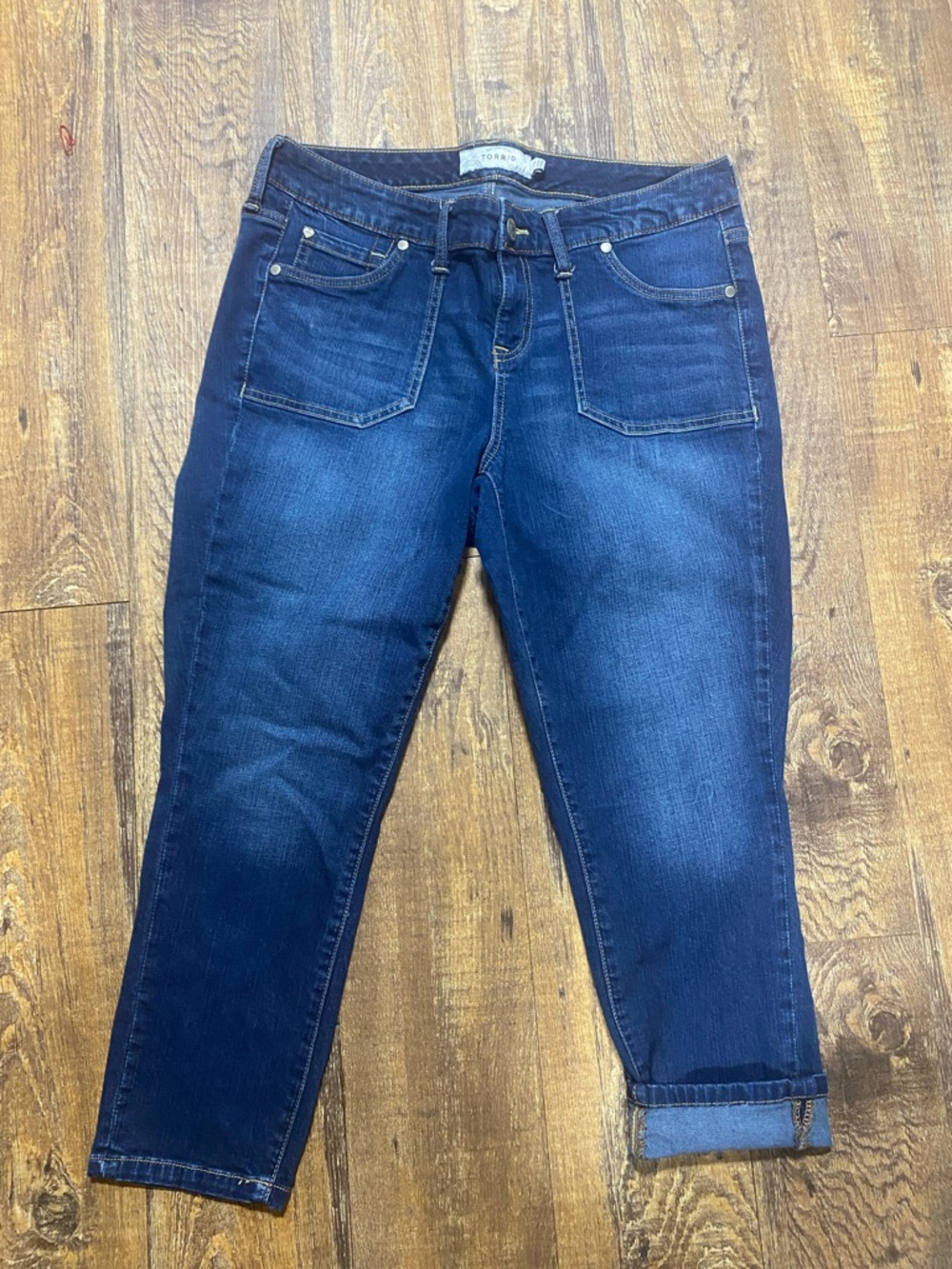 Torrid size 12 Dark Blue Cropped Stretch Jeans stretch curvy comfy casual
